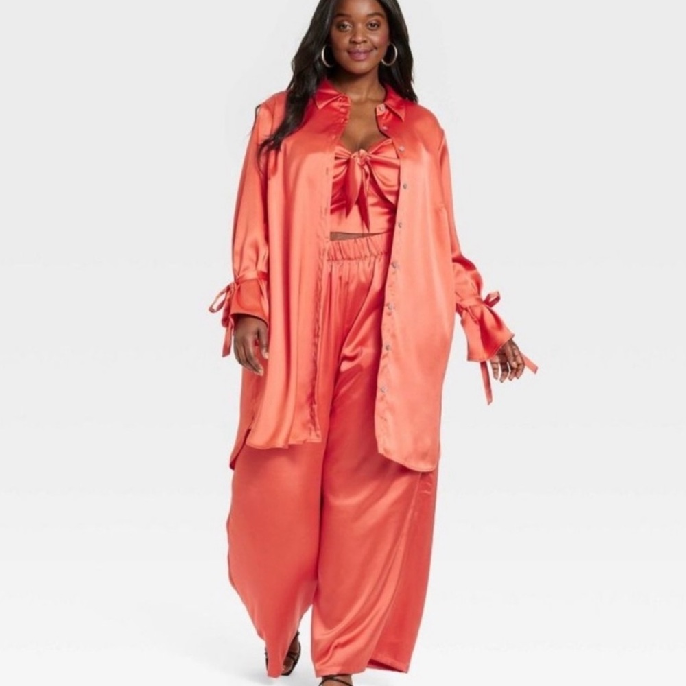 Target Future Collective Sammy B BLOUSE AND PANTS - Picture 2 of 3